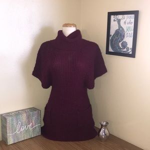 Derek Heart Short Sleeve Sweater